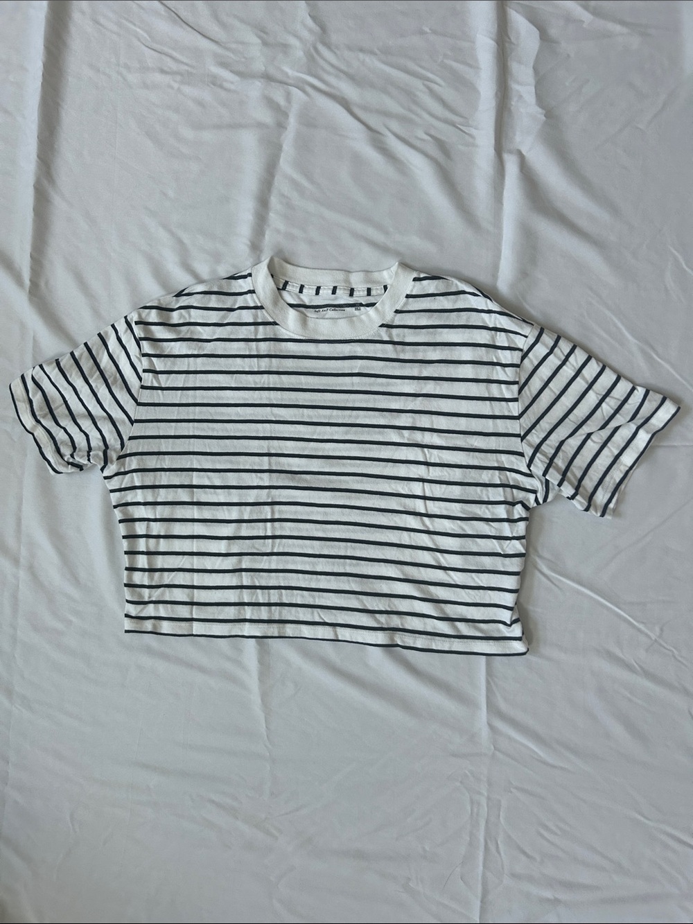 Abercrombie & Fitch White Cropped Tee with Navy Stripes